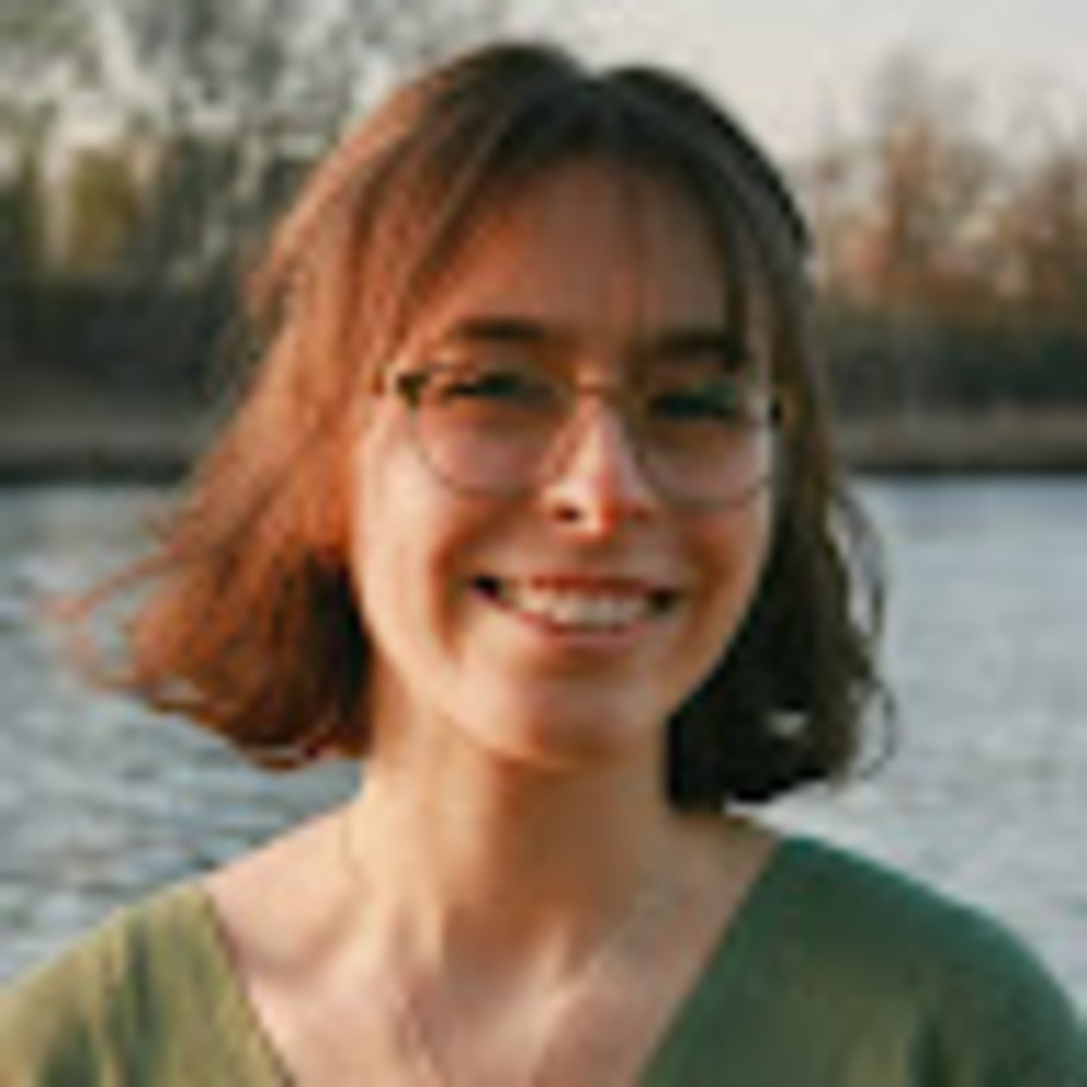 Meet your Posher, Isabel